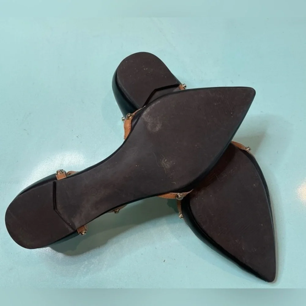Audrey‎ Brooke ‘NIKKI’ Black/Tan Leather Gold Studded Flats size 8 M